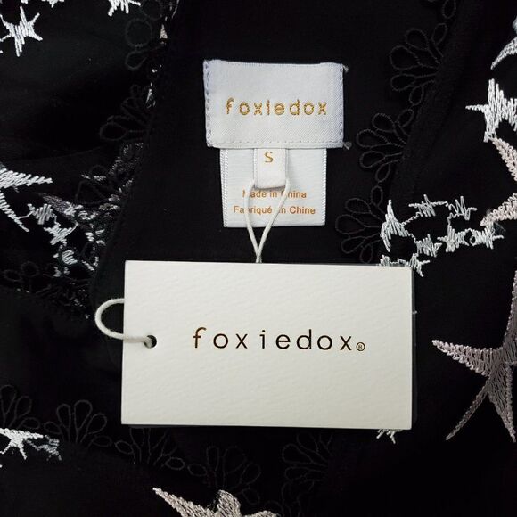 FOXIEDOX Astra Embroidered Trumpet Gown S NWT Black Silver Stars - Picture 6 of 7